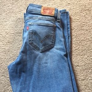 Levi jeans